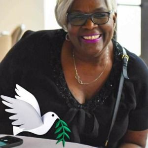 Meet your Posher, Lydia